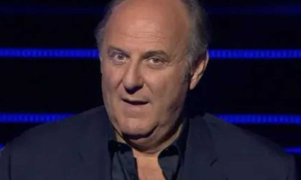 Gerry Scotti si prepara per condurre “La ruota della fortuna”: già registrate le prime puntate