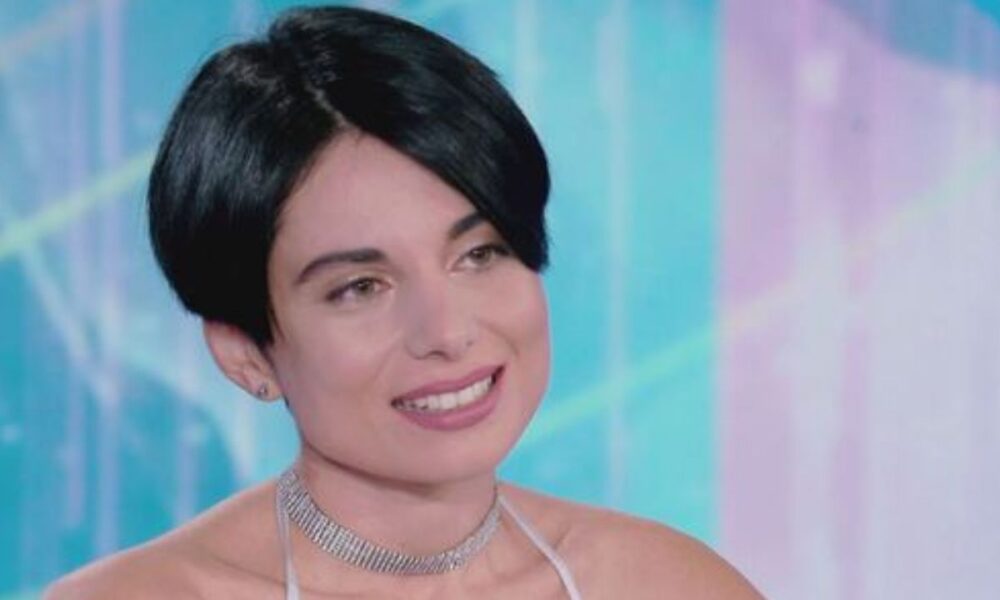Giordana Angi: “Mio papà lo guardo sempre con gli occhi da bambina”