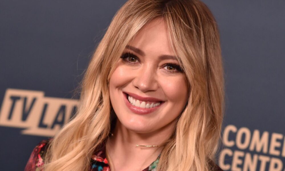 Hilary Duff è incinta per la quarta volta: l’annuncio sui social