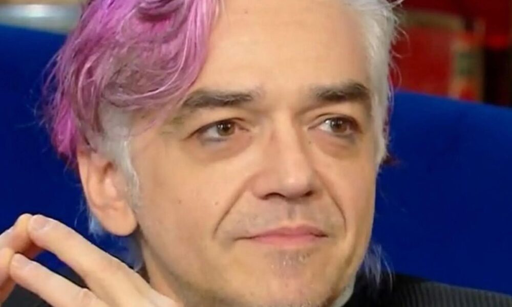Il felice Natale di Morgan insieme alle tre figlie: “É la prima volta”