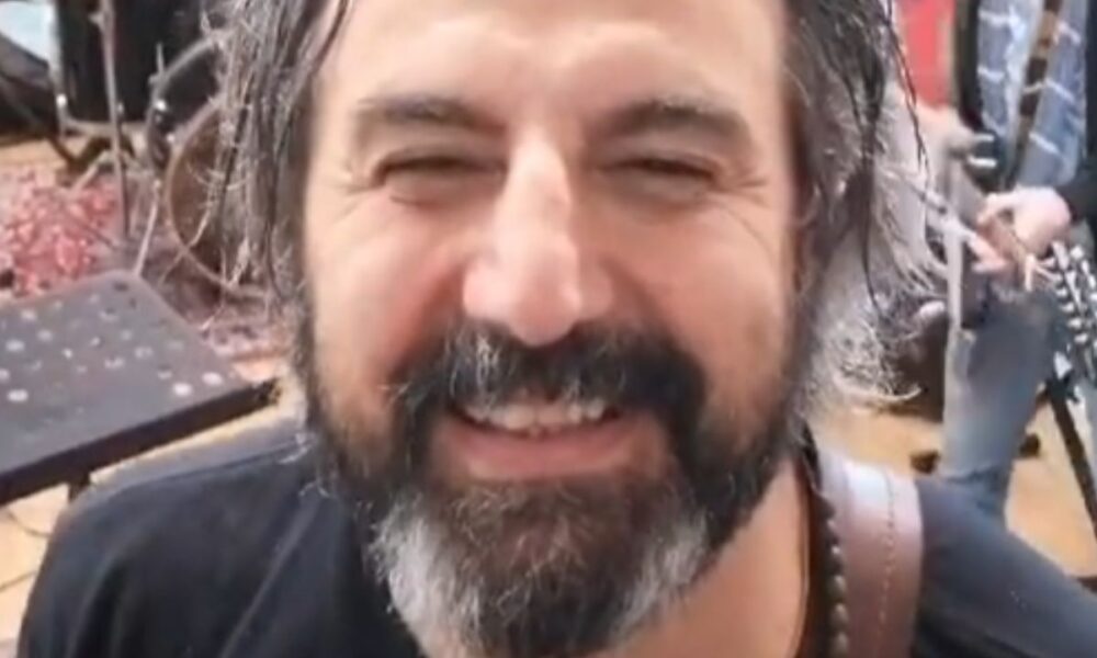 Omar Pedrini non si ritira: “La musica è il mio mestiere”