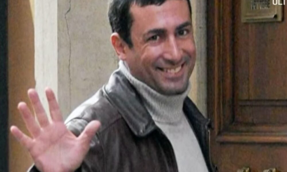 L’avvocato di Paolo Calissano agli arresti domiciliari: avrebbe sottratto 800mila euro