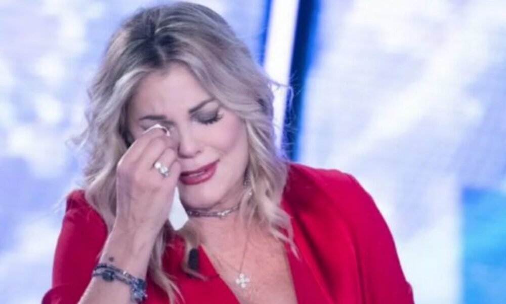 Patrizia Pellegrino racconta i suoi drammi: la morte del fratello Aldo e del figlio Riccardo