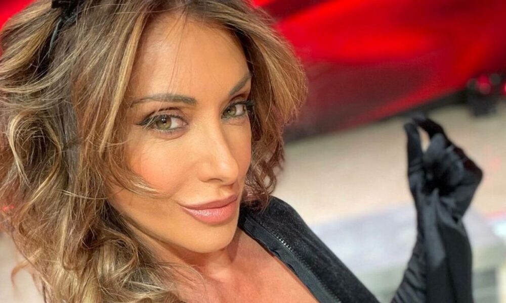 Sabrina Salerno: “Me la sono dovuta conquistare la stima degli uomini con cui lavoro”
