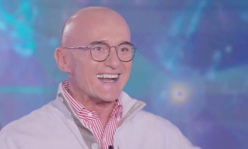 Alfonso Signorini pronto a sposare il compagno: chi farà da testimone