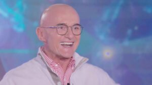 Alfonso Signorini pronto a sposare il compagno: chi farà da testimone