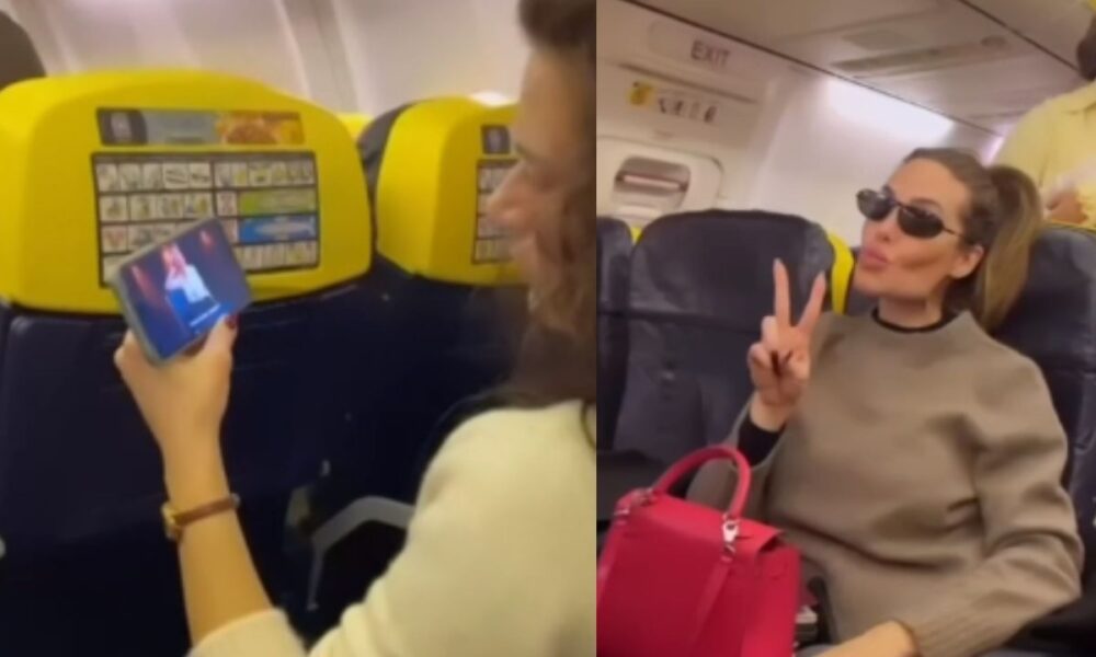 Unica spopola su Netflix, e in aereo: una ragazza guarda il docufilm, dietro c’è Ilary