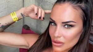 Antonella Mosetti: “Un agente molto potente mi ha fatto avances pesanti”