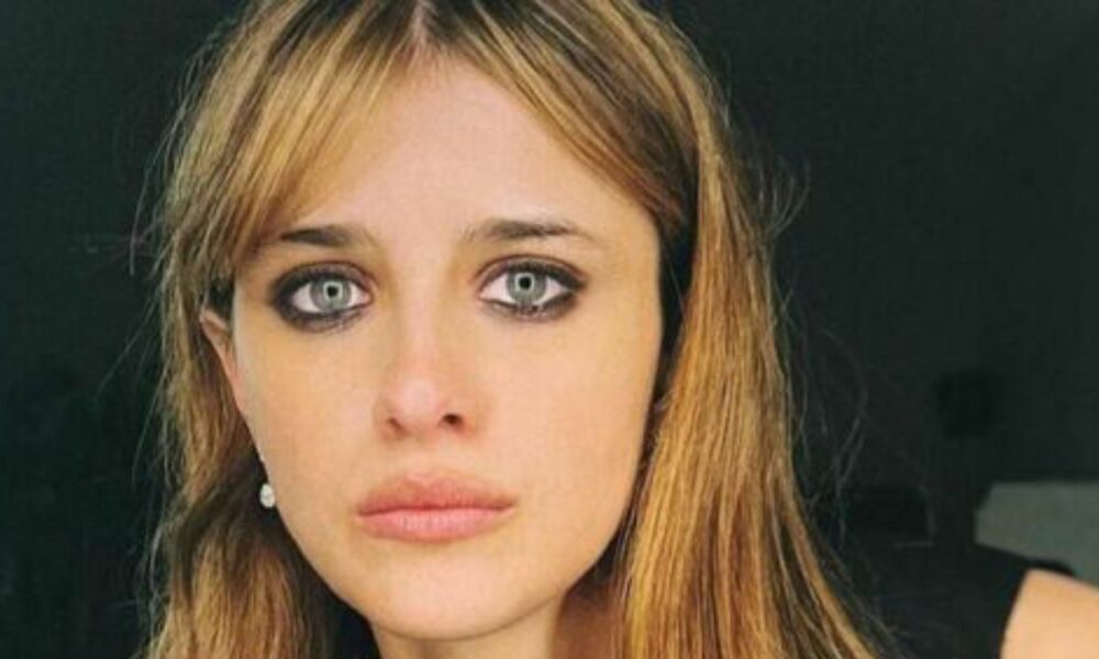 Benedetta Porcaroli sull’amore: “Prima le persone si amavano negli anni, oggi si lasciano tutti”
