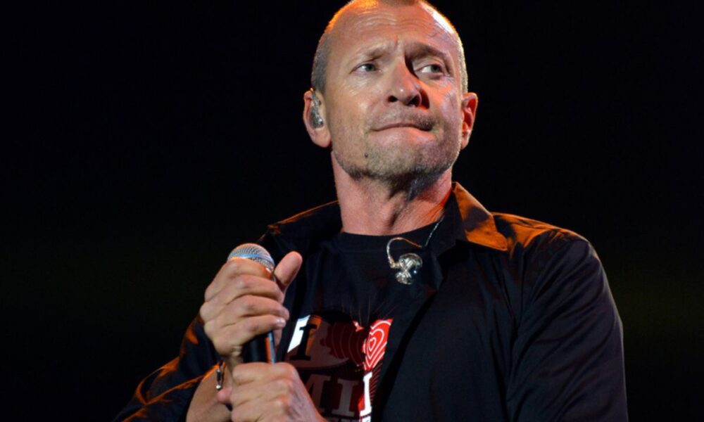 Biagio Antonacci è il super ospite musicale nella puntata di oggi di Domenica In