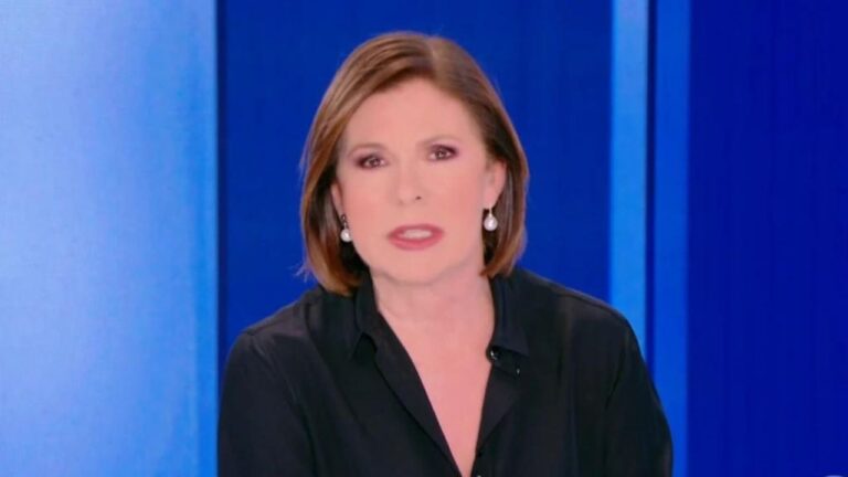 bianca berlinguer fuori onda striscia