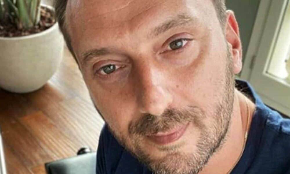Cesare Cremonini, lo scatto inedito sui social: “Pesavo 100 kg, non stavo bene”