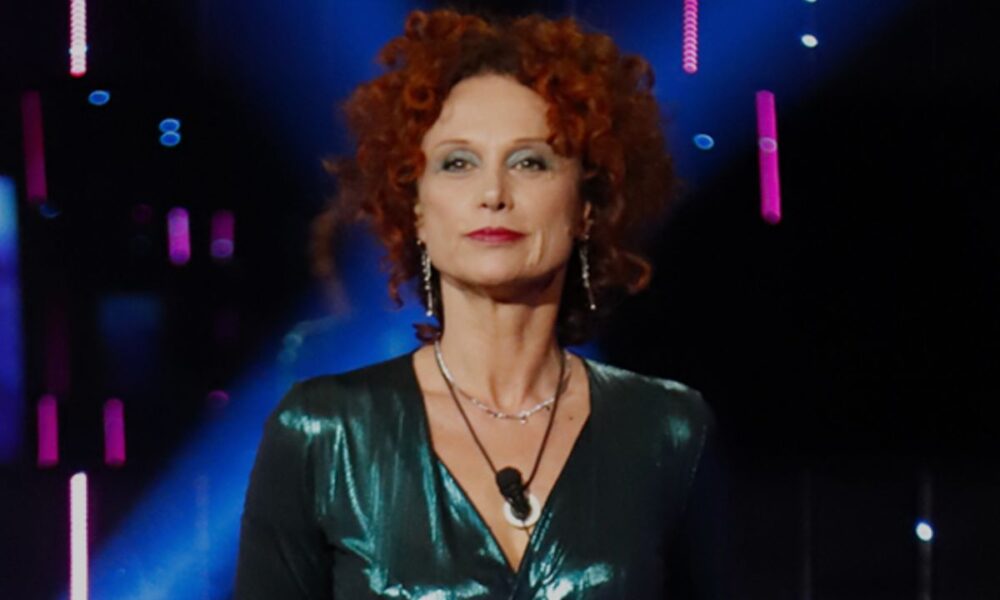 Grande Fratello: annullato il televoto dopo l’uscita di Beatrice Luzzi
