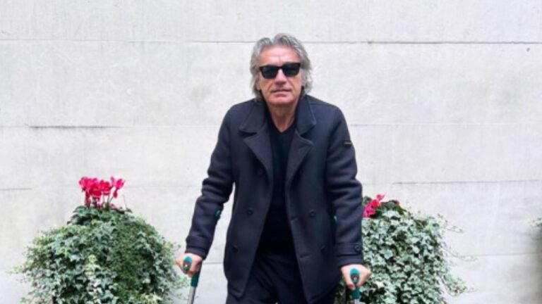 luciano ligabue stampelle operare
