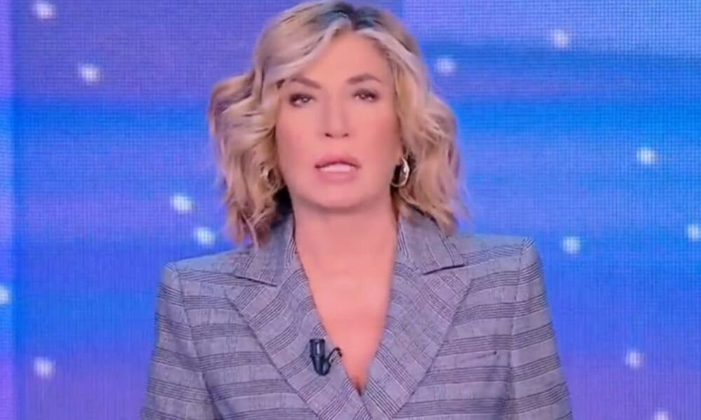 Pomeriggio Cinque, il fuori onda di Myrta Merlino: “Tutti i giorni nelle stesse condizioni”