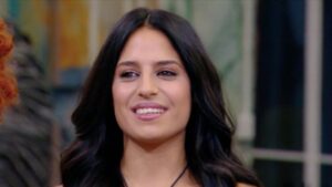 Perla al GF si pronuncia sul gossip: “Mai fatto in vita mia”