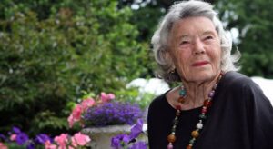 Rosamunde Pilcher: Una Vita e una Carriera Straordinarie