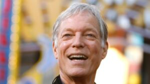 Addio a Richard Chamberlain: Una Leggenda del Palcoscenico