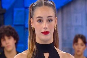 Alessia Pecchia irriconoscibile prima di entrare ad Amici: capelli cortissimi, com’era e com’è