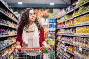 Sgonfia lo scontrino con questo trucco: il metodo per risparmiare al supermercato