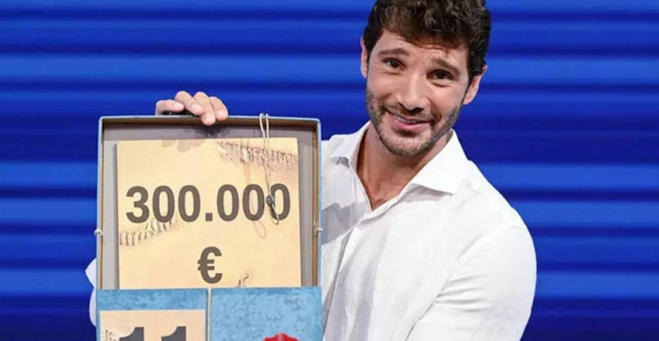 Stefano De Martino: Carriera Sotto i Riflettori Tra Successi e Misteriosi Veti Rai 44 Ascesa di Stefano De Martino 1