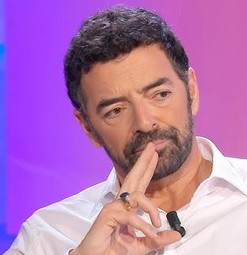 alberto matano raddoppia su rai 1 1