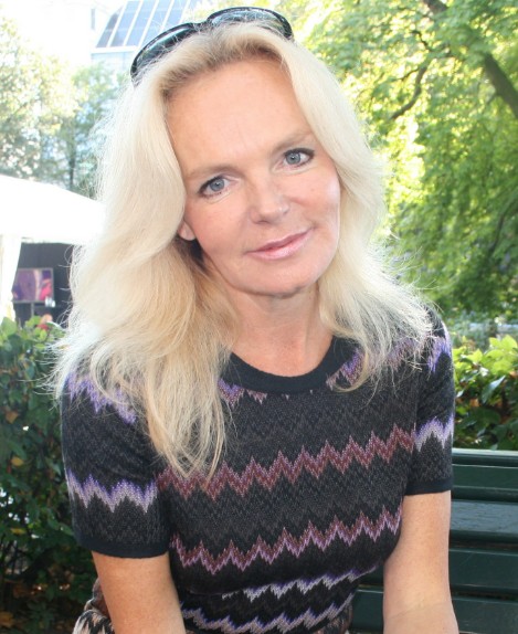 lucinda riley 1