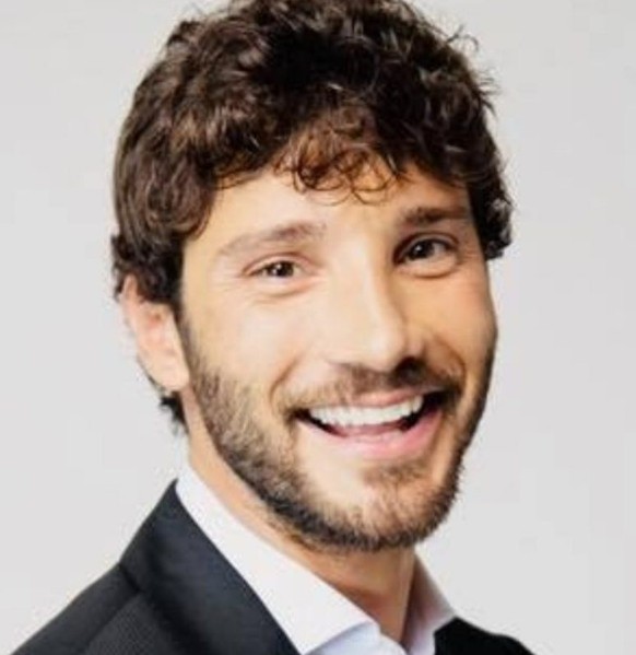 stefano de martino 3