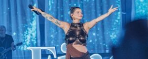 Alessandra Amoroso Mamma: L’Indiscrezione di un Parto nel Silenzio