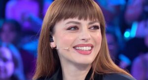 Annalisa e l’Ansia dei 40 Anni: “Mi Chiuderò in Casa a Piangere Lacrime Amare”