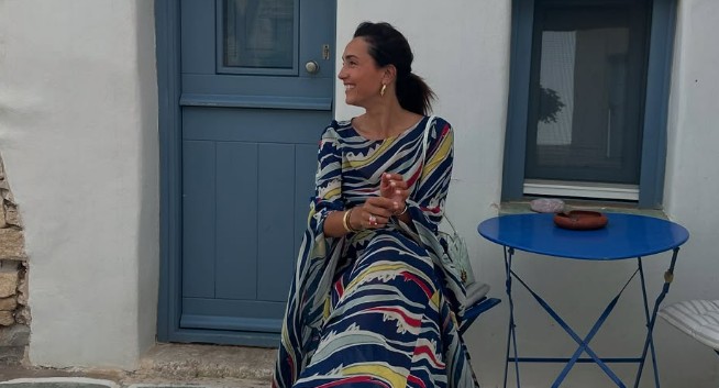 Caterina Balivo Svela la Perla Segreta della Grecia 2025: Folegandros, L'Isola Silenziosa e Profumata 44 caterina balivo 2