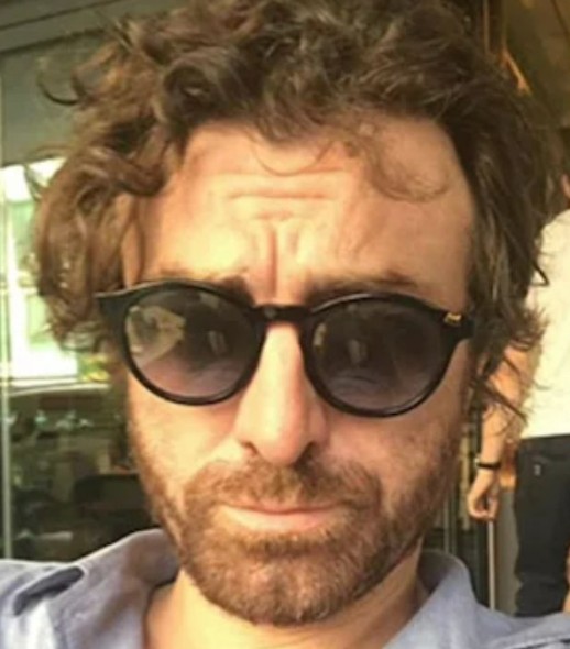 Tragedia sul Set di 'Emily in Paris' a Venezia: Muore l’Assistente alla Regia Diego Borella 45 diego borella emily in paris