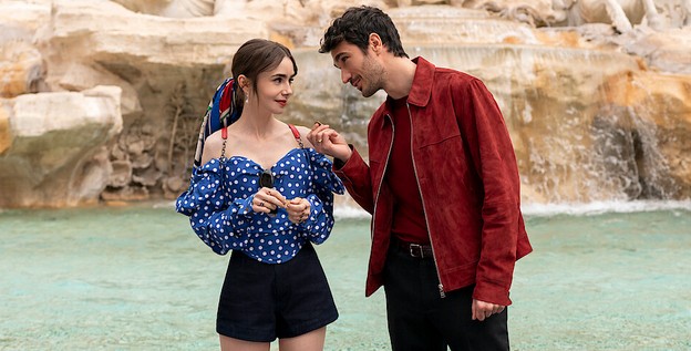"Emily in Paris" a Venezia: Requisiti Rigidi per 500 Comparse 43 emily in paris eugenio franceschini