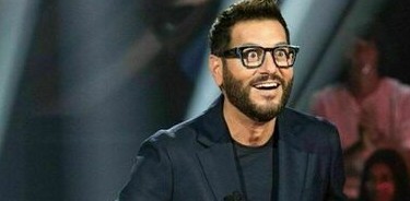 Enrico Papi contro Affari Tuoi: Un Duro Attacco Dopo Gerry Scotti 42 enrico papi 1
