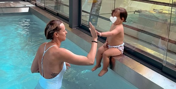 Federica Pellegrini in Piscina con la Figlia, Anticipa le Critiche: "Non La Spingerò Mai a Fare la Nuotatrice" 42 federica pellegrini figlia