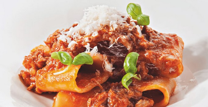 paccheri al ragù