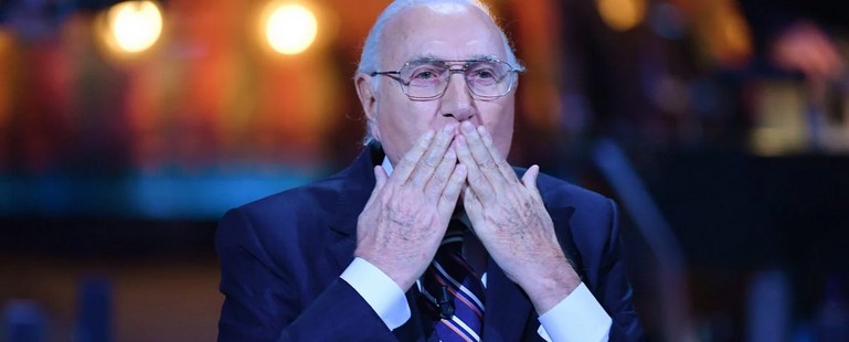 Pippo Baudo: Il Silenzio sulla Morte, I Problemi di Salute e l'Ultima Telefonata con Renzo Arbore 41 pippo baudo