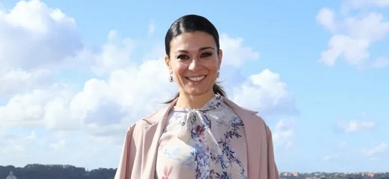 Roberta Lanfranchi: Successo TV, Radio e il Rapporto con Pino Insegno 41 roberta lanfranchi