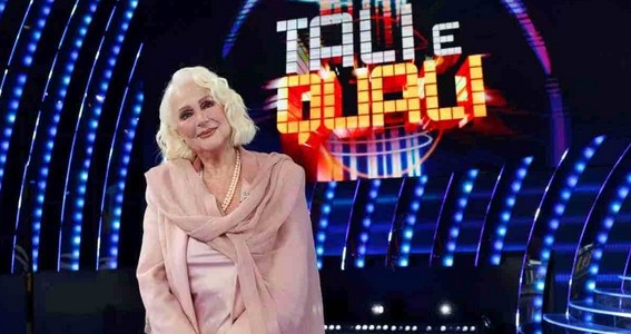 LORETTA GOGGI 3