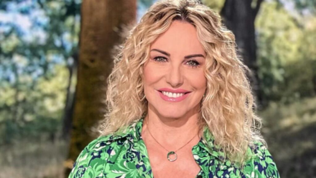 📊 Ascolti TV di Venerdì 21 Novembre 2025: The Voice Senior Domina la Prima Serata 42 antonella clerici