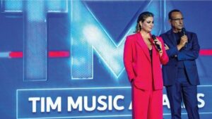 Ascolti TV, la Sfida del 13 Settembre: “Tim Music Awards” Batte “Ciao Darwin”
