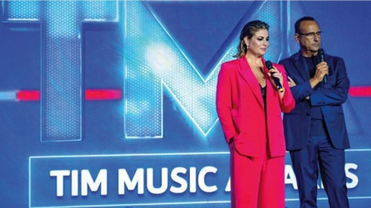 Ascolti TV, la Sfida del 13 Settembre: “Tim Music Awards” Batte “Ciao Darwin” Ascolti TV, la Sfida del 13 Settembre: “Tim Music Awards” Batte “Ciao Darwin”