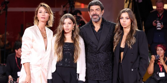 Pierfrancesco Favino e Anna Ferzetti Insieme al Festival di Venezia 2025 42 pierfrancesco favino famiglia