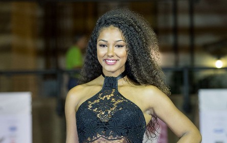 Chi è Samira Lui, la Showgirl che Ha Conquistato la TV Italiana 43 samira lui miss italia