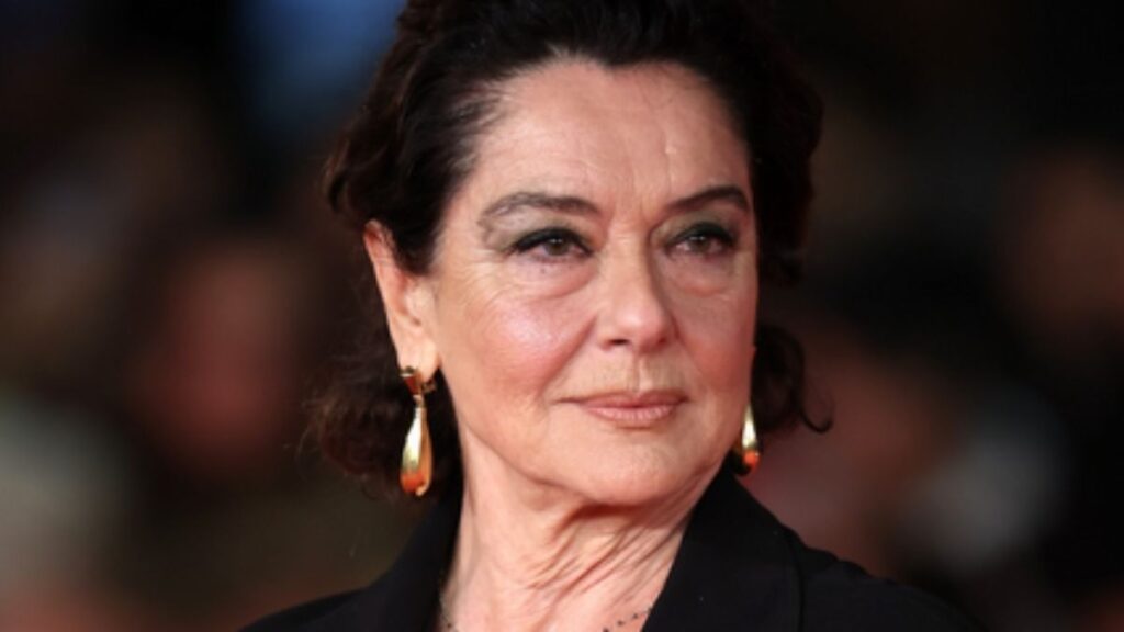 Monica Guerritore: Passione, Carriera e il Mistero di “Inganno” 47 monica guerritore