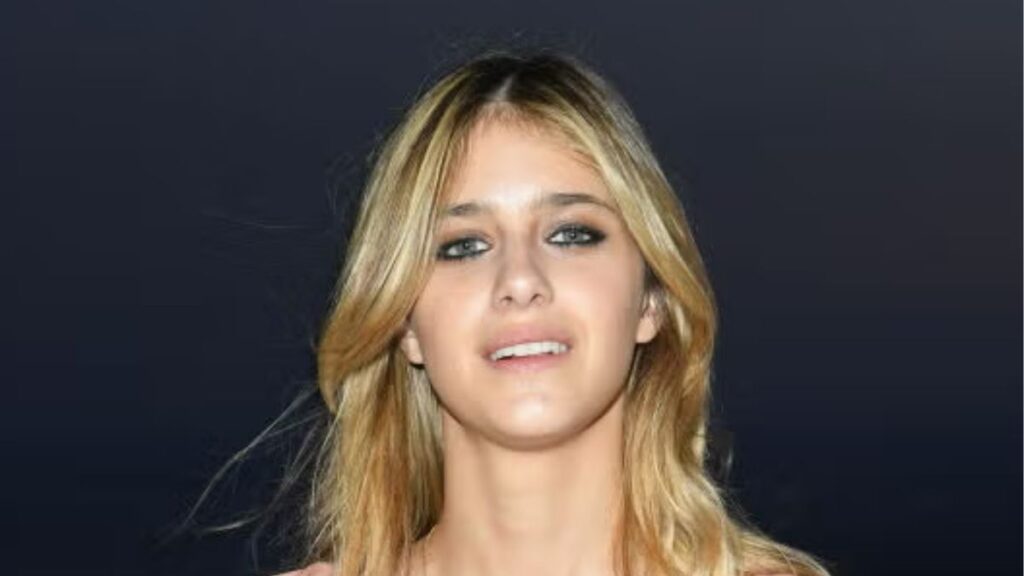 Benedetta Porcaroli a Verissimo: “Con Riccardo Scamarcio è la storia più lunga della mia vita” 48 benedetta porcaroli