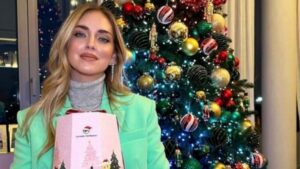 🎬 Processo Ferragni: Truppa Sospetta Allontanata dai Carabinieri