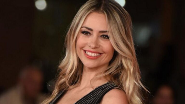 martina stella