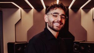 🎤 Rocco Hunt: Biografia, Carriera e Successi dal Freestyle a Sanremo