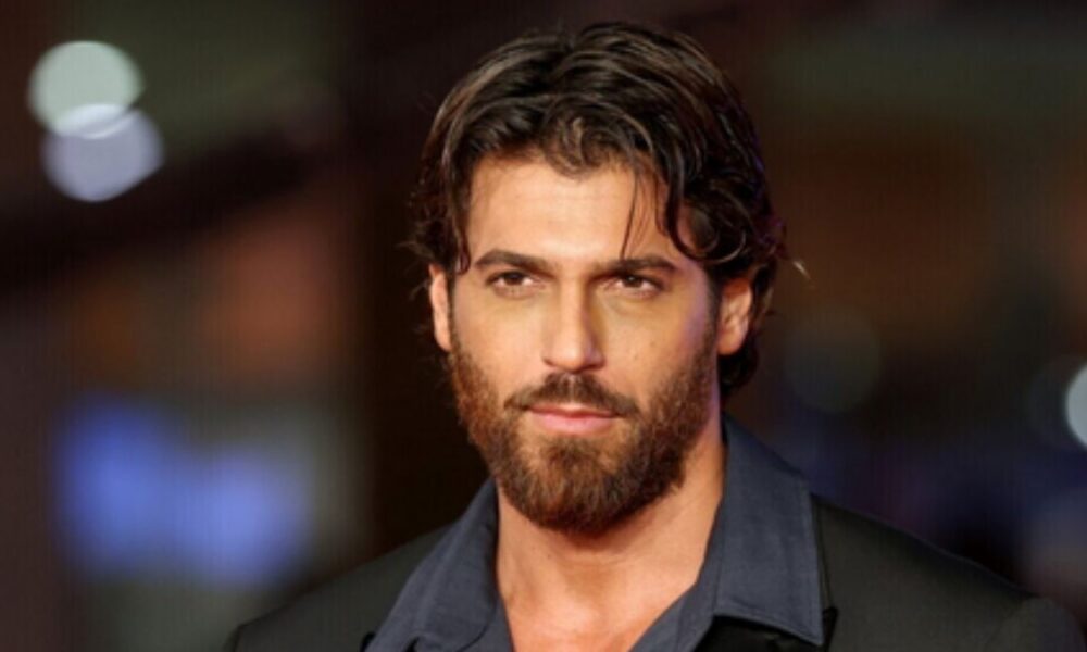 Can Yaman verso Sanremo 2026? Dopo il boom di Sandokan il divo turco conquista l’Italia